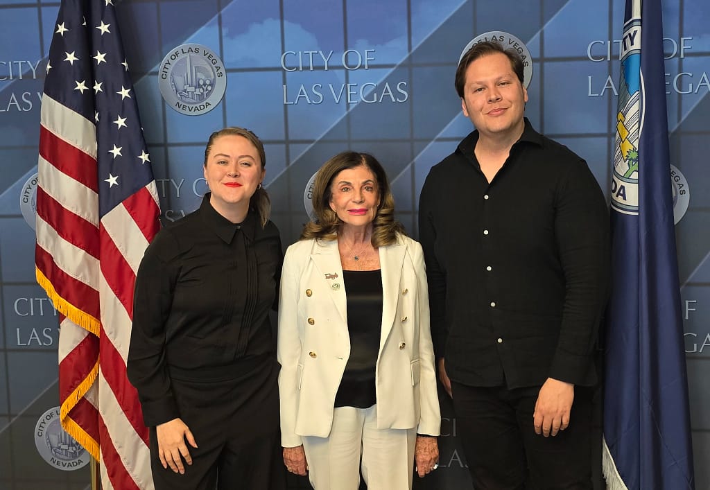 Members of REACH with Las Vegas Mayor Shelley Berkle