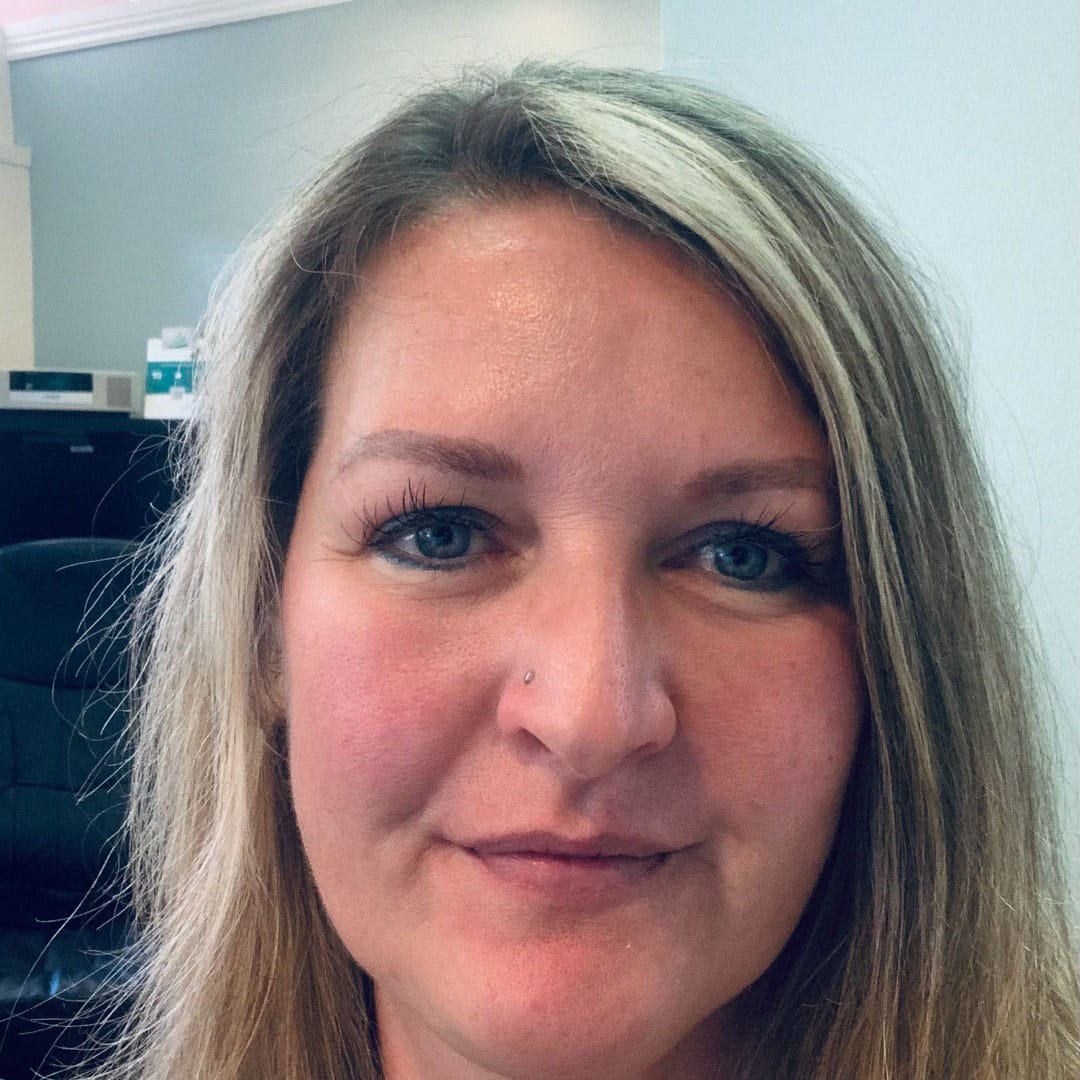 Tammy Allred Headshot