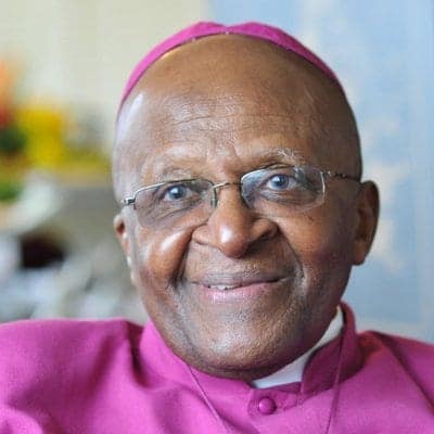 Desmond Tutu headshot